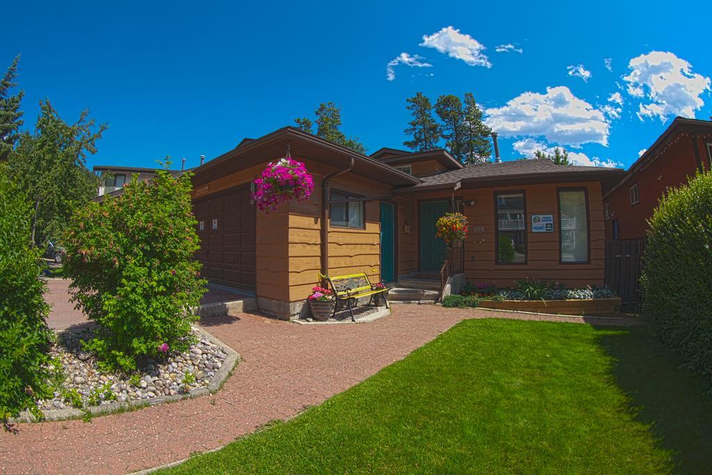 Schmidt'S Cabin Creek Jasper Hotel Jasper National Park Exterior foto